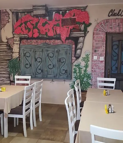 Clock Cafe Pizzéria és Hajdúszoboszló